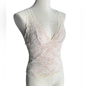 Y2K Lace Baby Cami size Medium runs Small would best fit size Small